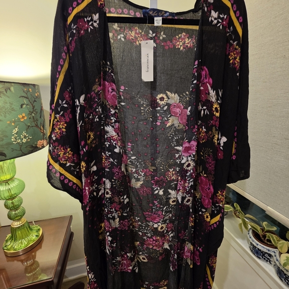 Black Floral Sheer Kimono Cover-Up NWT - Picture 4 of 6